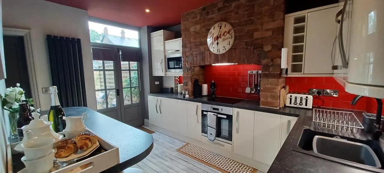 Dragon'S Retreat 2 Bedroom Apartment Harrogate 0*,  United Kingdom