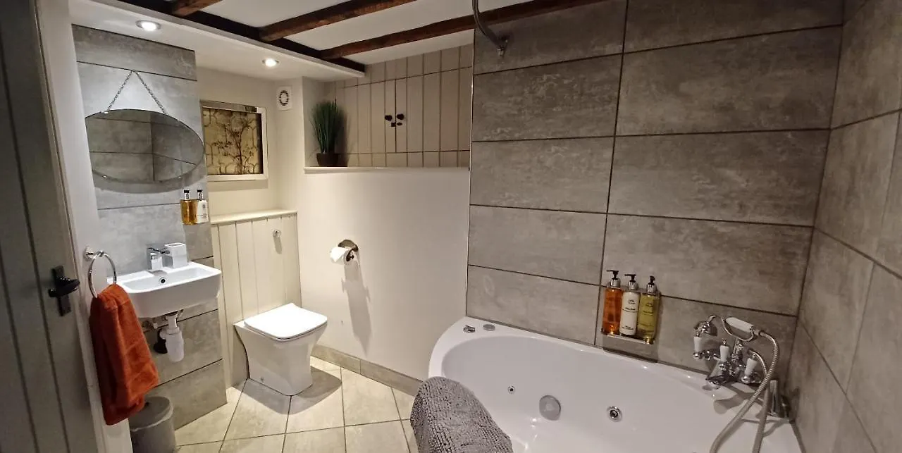 Dragon'S Retreat 2 Bedroom Apartment Harrogate United Kingdom